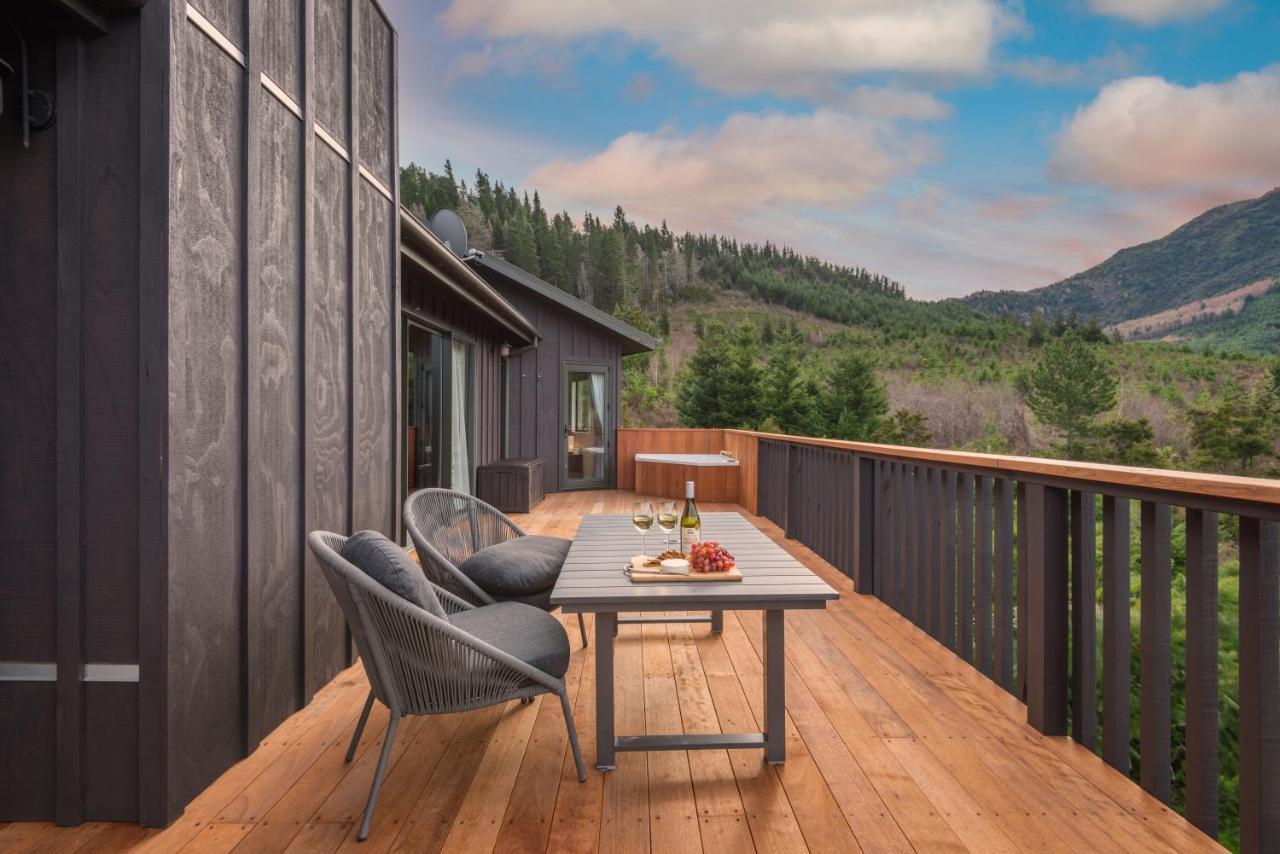 'Love' Hanmer Couples Retreat Limited Hanmer Springs Bagian luar foto